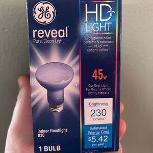 GE Reveal HD+ Indoor Floodlight 45W R20 Incandescent Light Bulb 3ct